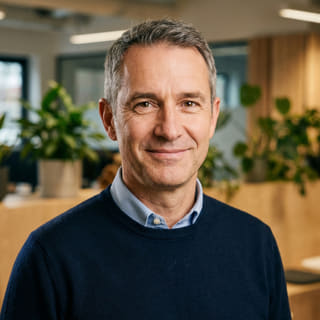 James Mitchell, Directeur général de Garantésure