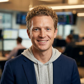 Ryan Brooks, analyste senior en trading au sein de Garantésure